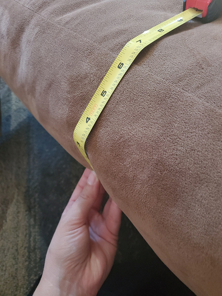 measuring back cushion